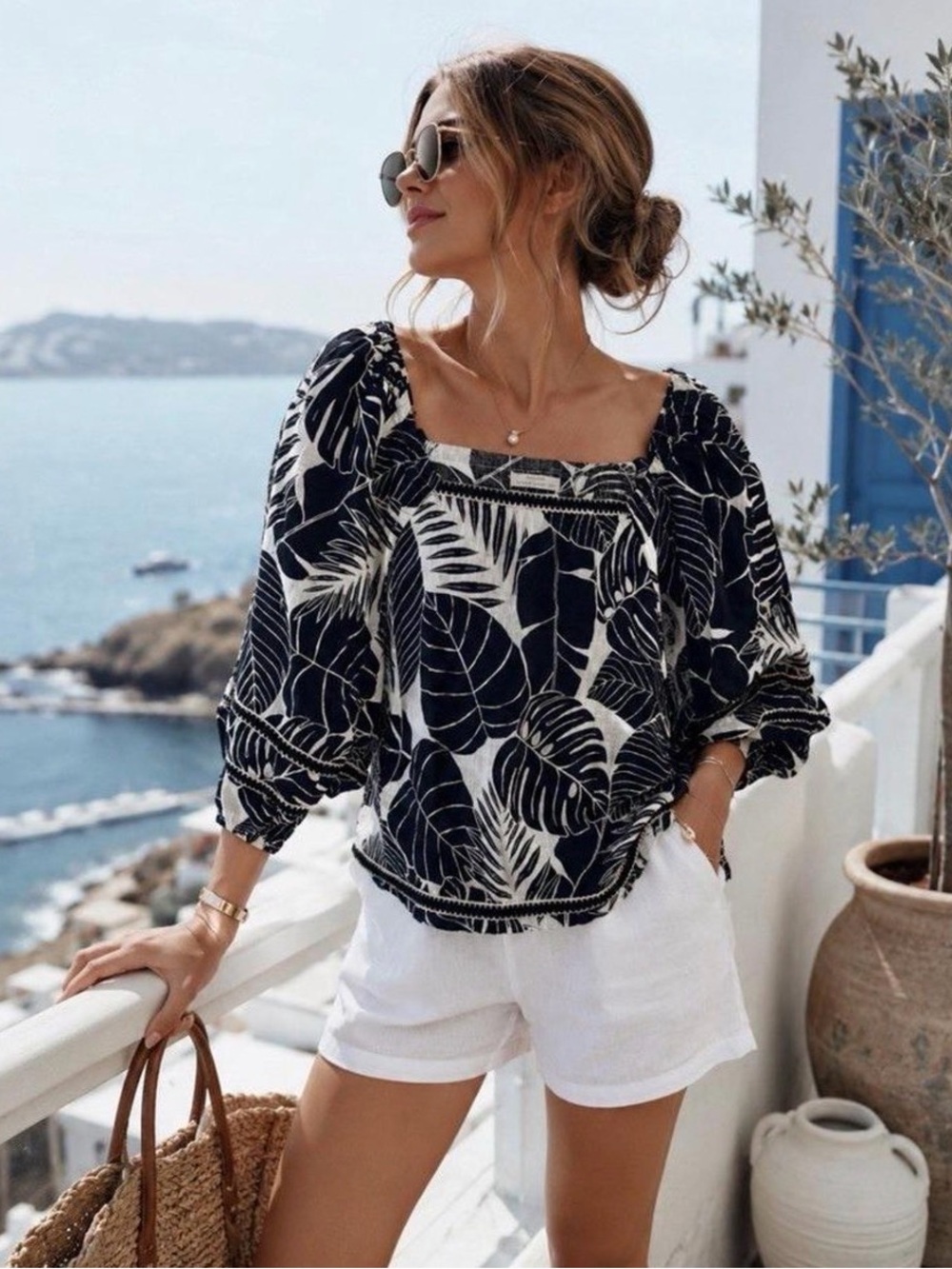 Cynthia Rowley NWT Linen Boho Leaf-Print Peasant Top - Black & Cream